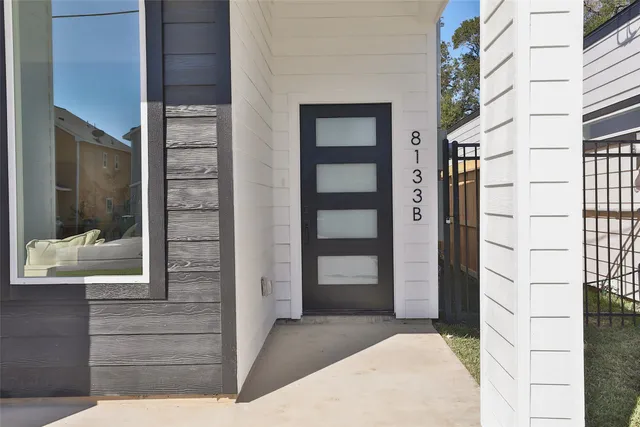 $2,000 | 8133 Cabot Street, Unit A/B, Houston, TX 77078