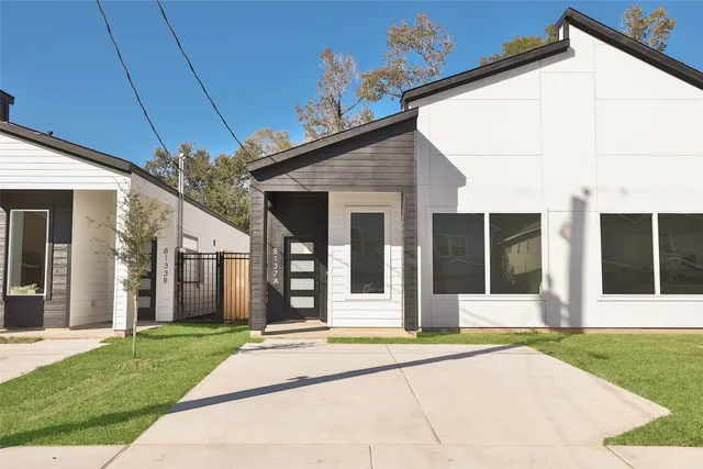 $2,100 | 8133 Cabot Street, Unit A/B, Houston, TX 77078