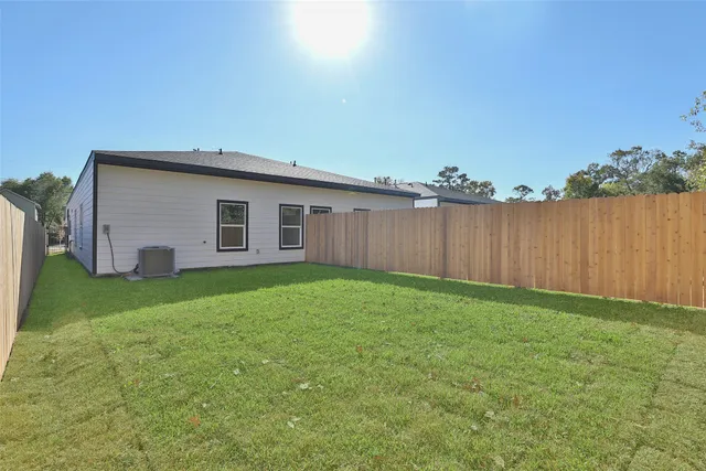 $2,100 | 8133 Cabot Street, Unit A/B, Houston, TX 77078