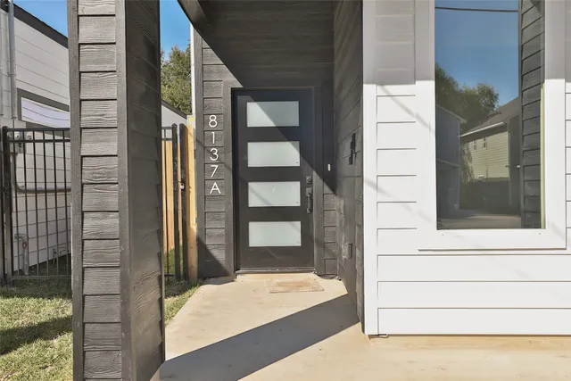 $2,100 | 8133 Cabot Street, Unit A/B, Houston, TX 77078