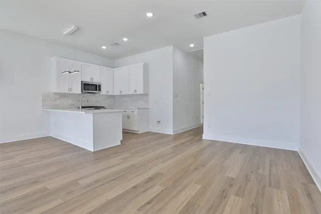 $2,100 | 8133 Cabot Street, Unit A/B, Houston, TX 77078