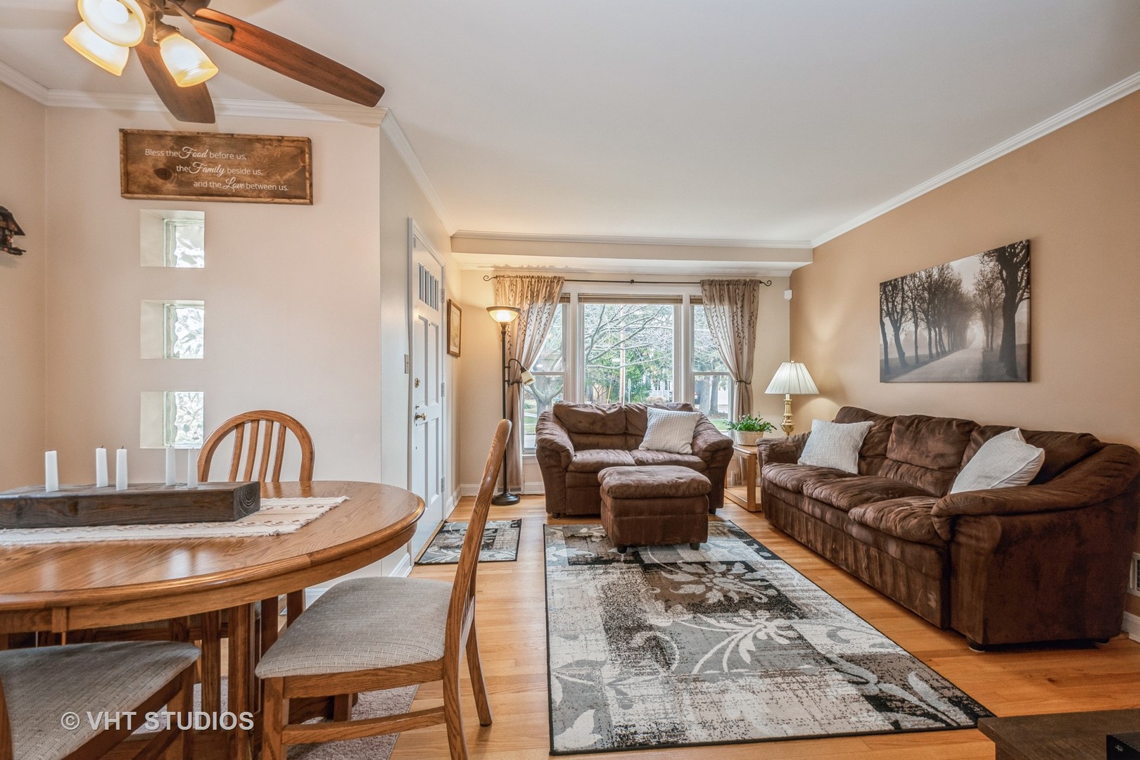 697 Greenview Avenue Des Plaines, IL 60016 - Photo 4 of 25 a living room with furniture a rug and a large window