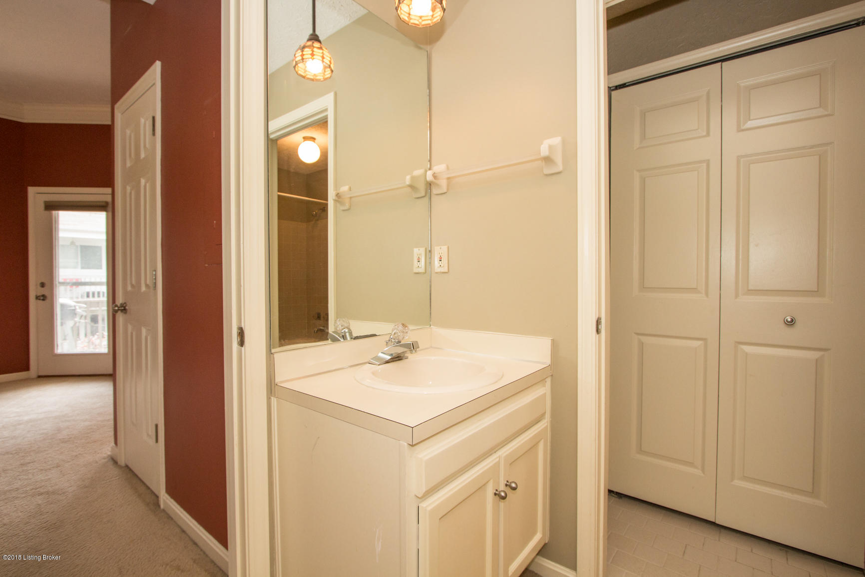 254 Moser Road Louisville, KY 40223 - Photo 23 of 35 JThomasPhotography-254 Moser-28