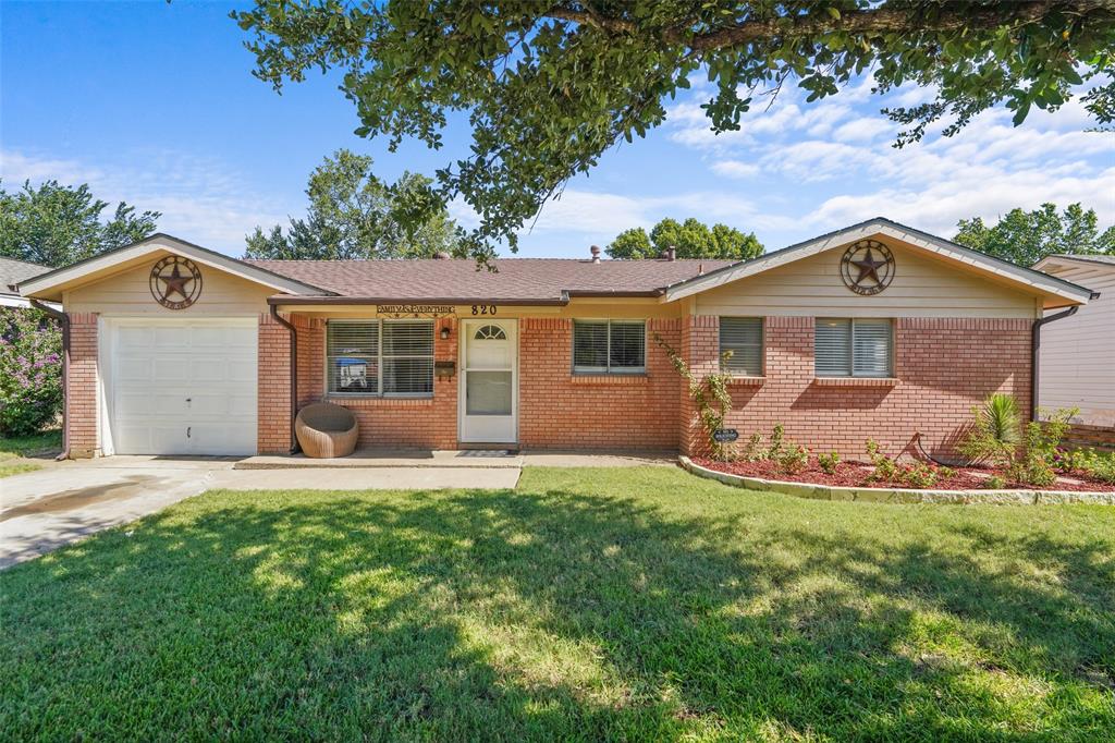 820 Russell Road Everman, TX 76140 - Photo 3 of 19 Gallery Image 3