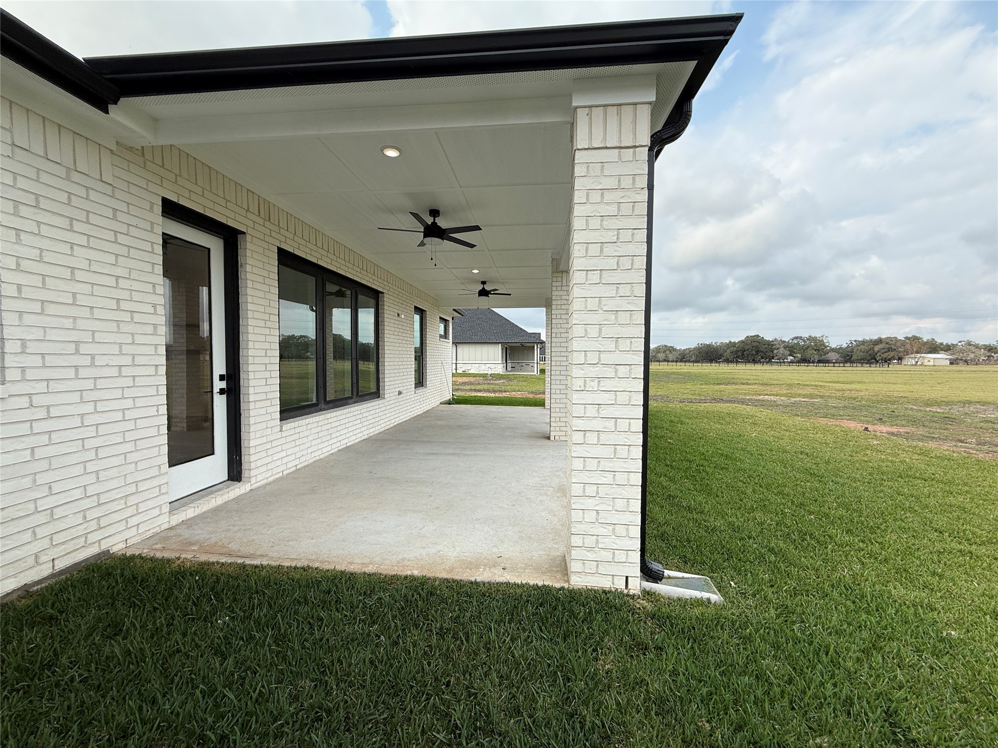 1208 Quarter Horse Trail Angleton, TX 77515 - Photo 20 of 23 a view of outdoor space and yard
