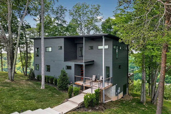 $875,000 | 1171 Hutchins Bend Road, Sparta, TN 38583