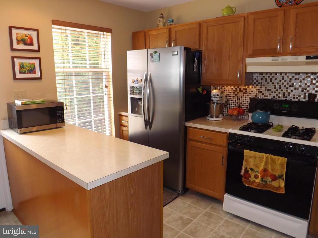 402 Crosswinds Drive Lititz, PA 17543 - Photo 6 of 25