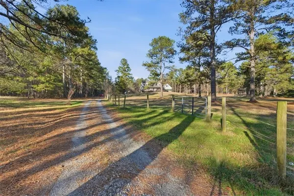 $740,000 | 11 Appaloosa Court, Taylorsville, GA 30178