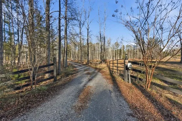 $740,000 | 11 Appaloosa Court, Taylorsville, GA 30178