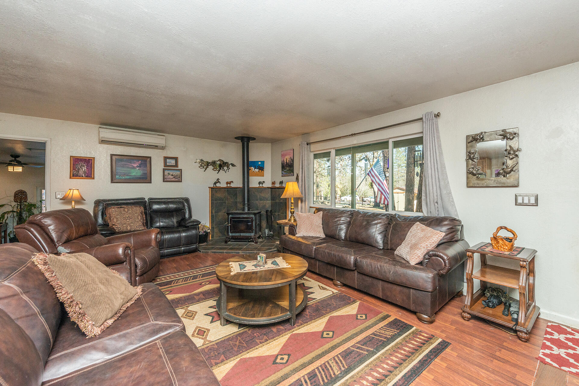 215 Wellock Road Lewiston, CA 96052 - Photo 5 of 39 IMG-7531