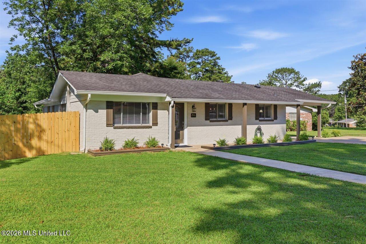 203 Brenmar Street Brandon, MS 39042 - Photo 2 of 30 02-203 Brenmar St _ Hometoursms.com
