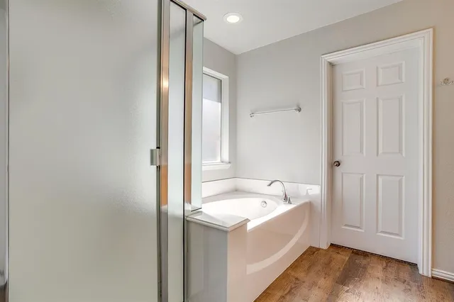 $2,800 | 3025 Shoreline Drive, Burleson, TX 76028