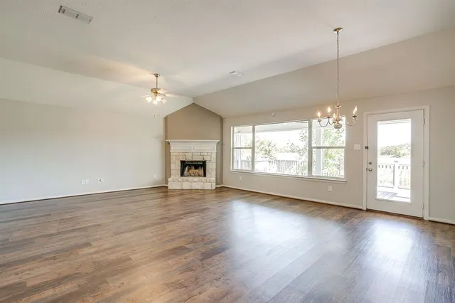 $2,800 | 3025 Shoreline Drive, Burleson, TX 76028