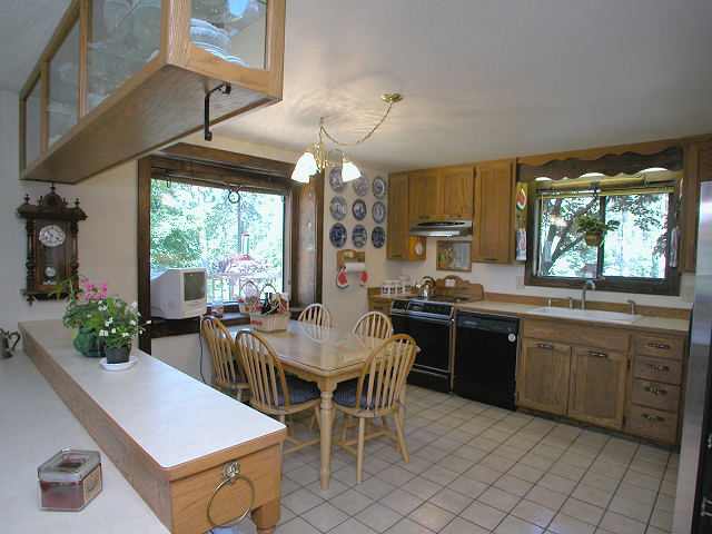 10802 South Hangman Valley Road Spokane, WA 99224 - Photo 4 of 9 Gallery Image 4