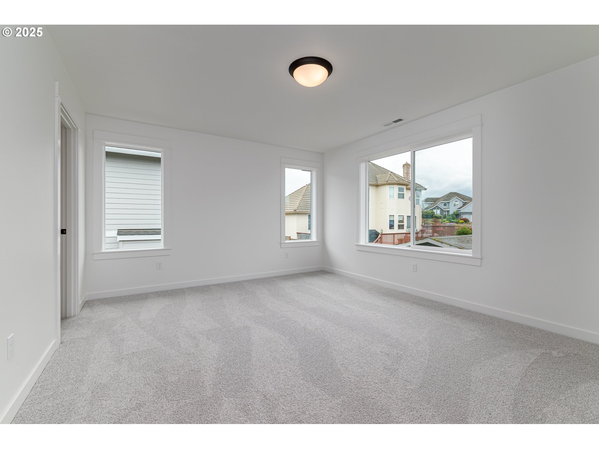 2263 Southwest Phyllis Place Gresham, OR 97080 - Photo 20 of 34