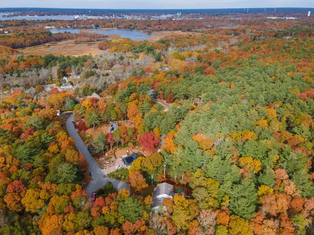 $695,000 | 12 Beachwood Road, Bourne, MA 02532