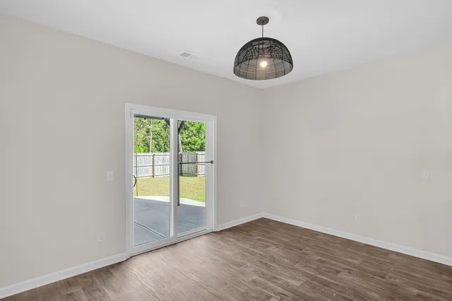 $2,375 | 138 Sweet Cherry Lane, Summerville, SC 29486