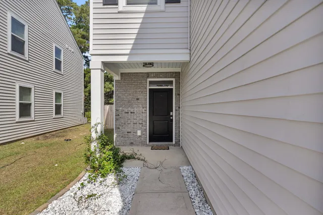 $2,375 | 138 Sweet Cherry Lane, Summerville, SC 29486