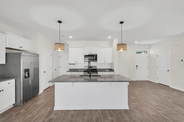 $2,375 | 138 Sweet Cherry Lane, Summerville, SC 29486