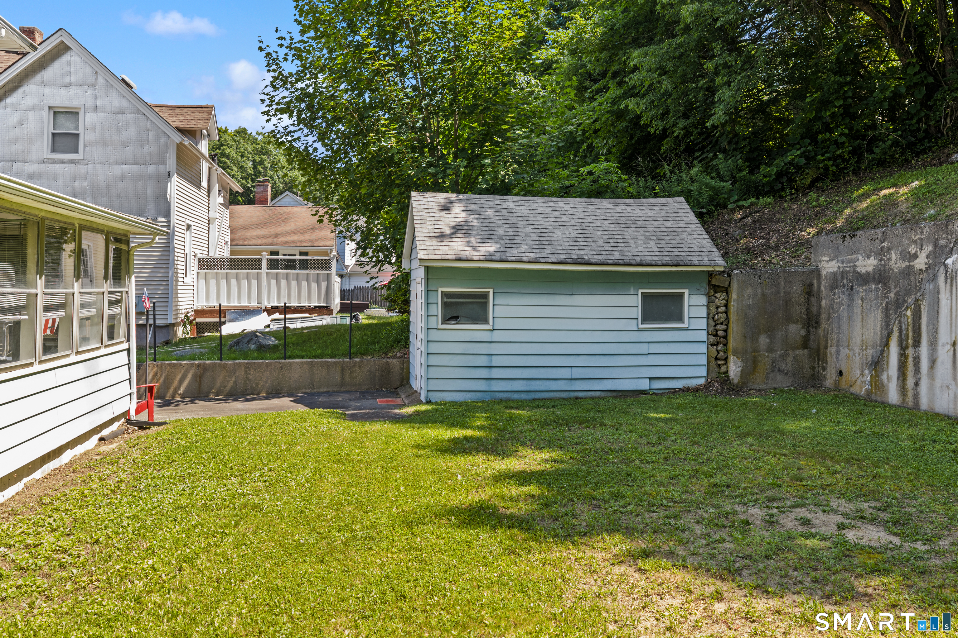 77 Westbury Park Road Watertown, CT 06795 - Photo 36 of 40