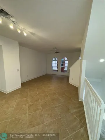 $589,000 | 1033 Northeast 17th Way, Unit 605, Fort Lauderdale, FL 33304