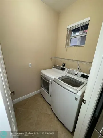 $589,000 | 1033 Northeast 17th Way, Unit 605, Fort Lauderdale, FL 33304