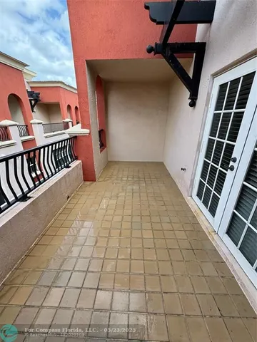 $589,000 | 1033 Northeast 17th Way, Unit 605, Fort Lauderdale, FL 33304