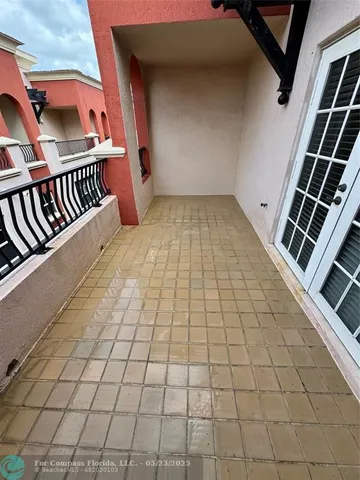 $589,000 | 1033 Northeast 17th Way, Unit 605, Fort Lauderdale, FL 33304