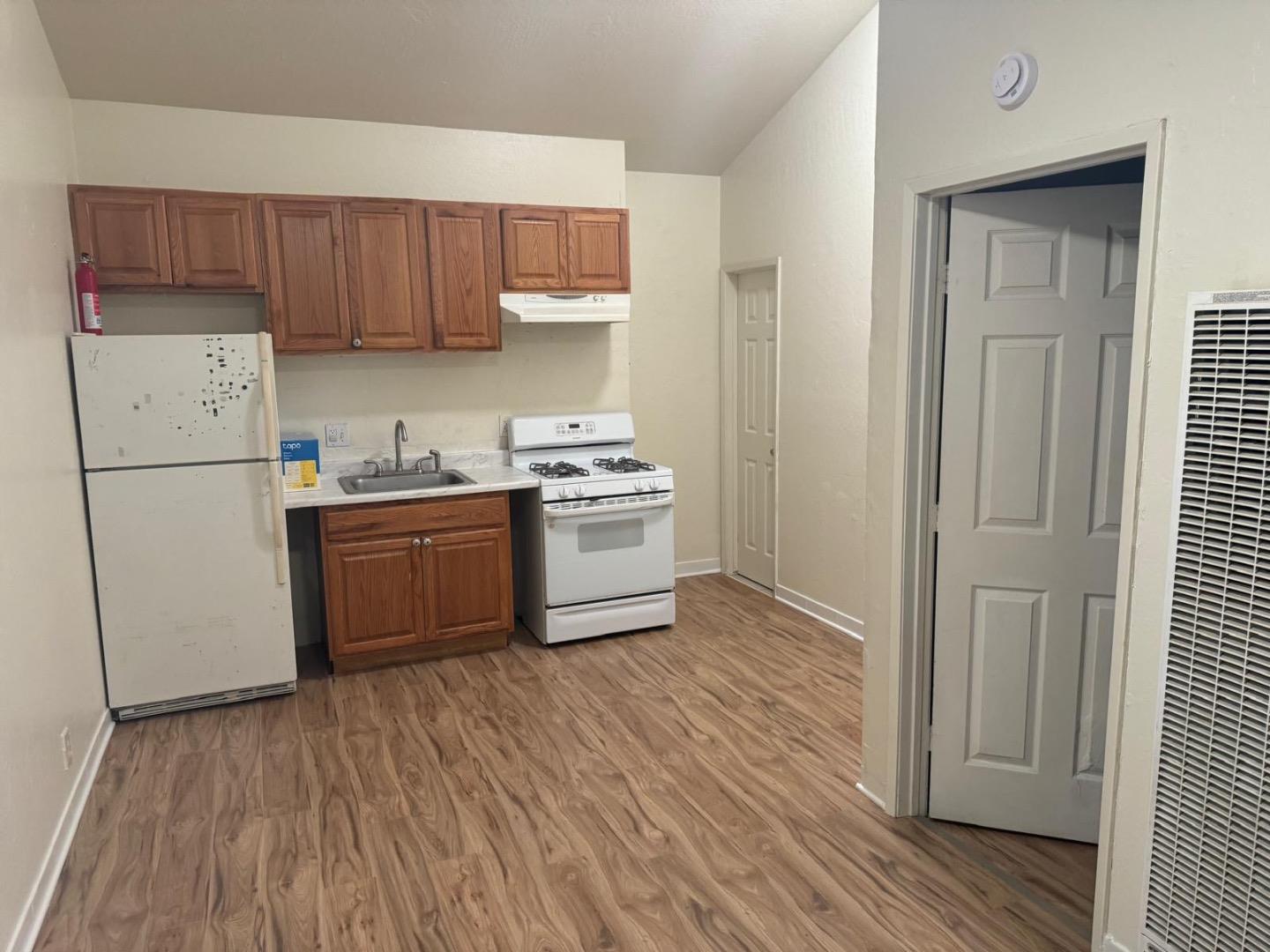 313 Raymond Street Santa Cruz, CA 95060 - Photo 12 of 25