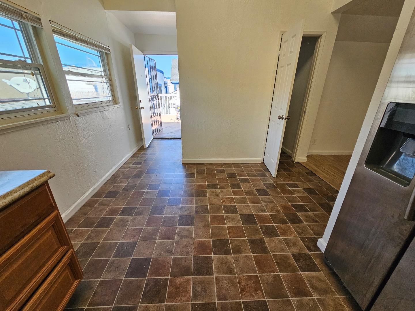 313 Raymond Street Santa Cruz, CA 95060 - Photo 9 of 25