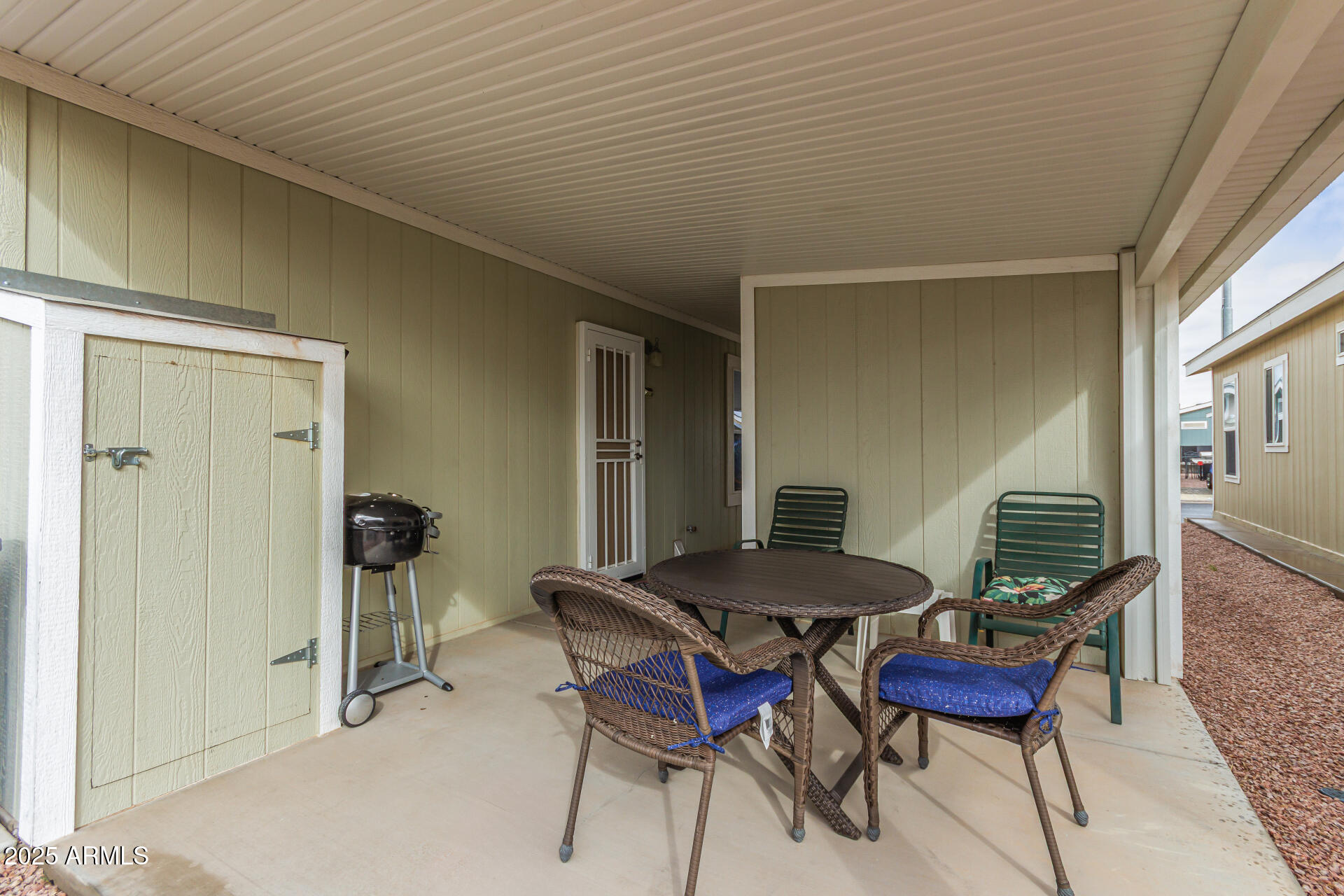 650 North Hawes Road, Unit 3815 Mesa, AZ 85207 - Photo 28 of 29 a outdoor space with furniture