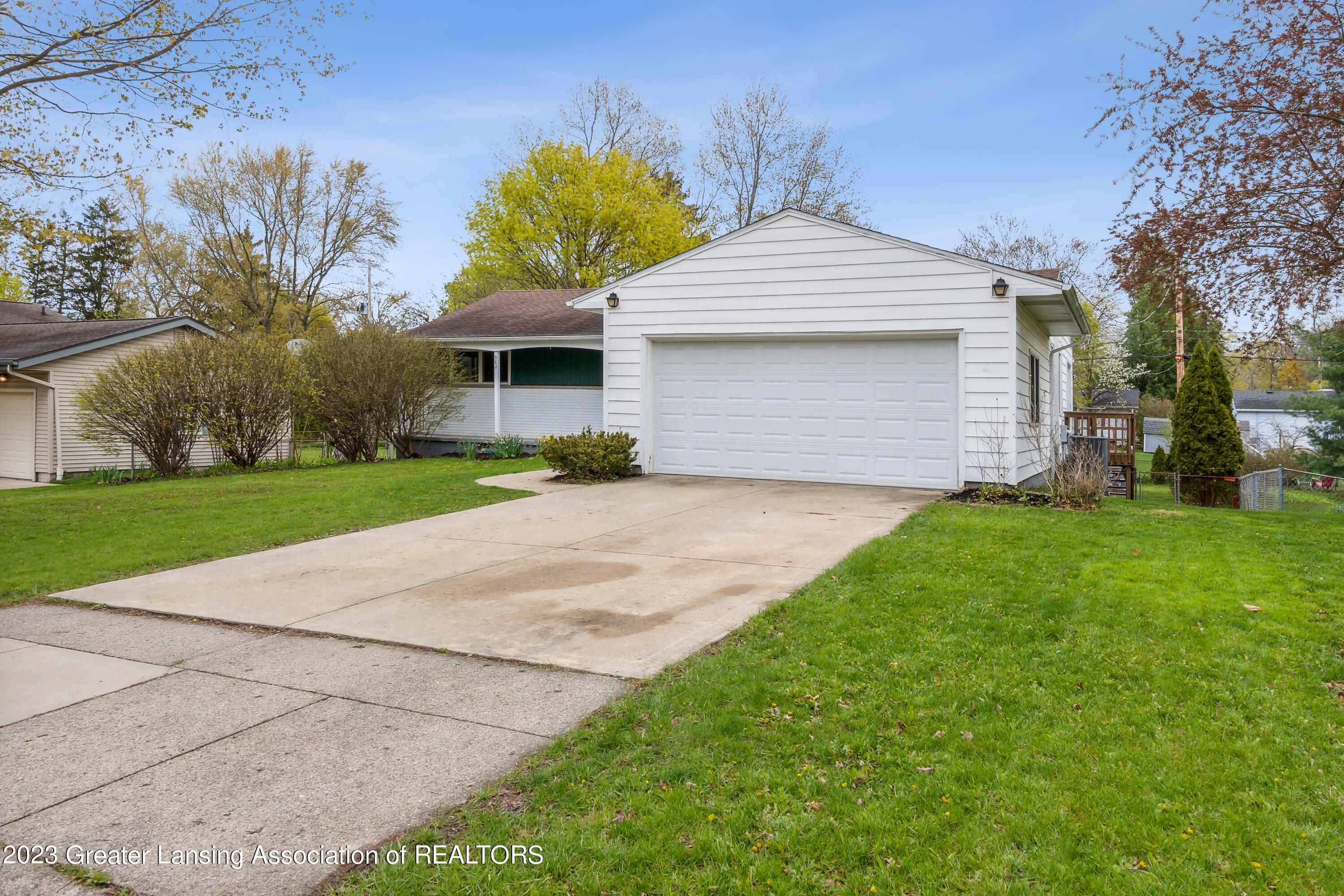 962 Delridge Road East Lansing, MI 48823 - Photo 4 of 51 04-962-Delridge-Rd-East-Lansing-MI-48823