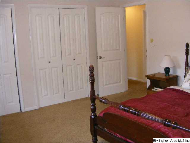 3325 Treehaven Circle Adamsville, AL 35005 - Photo 7 of 16