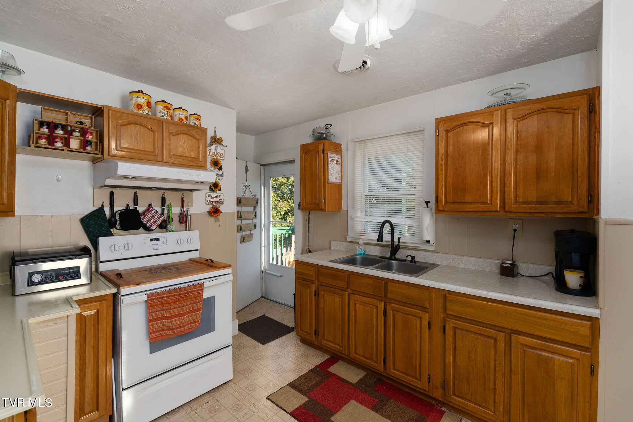 811 Crescent Street Morristown, TN 37813 - Photo 11 of 47 11