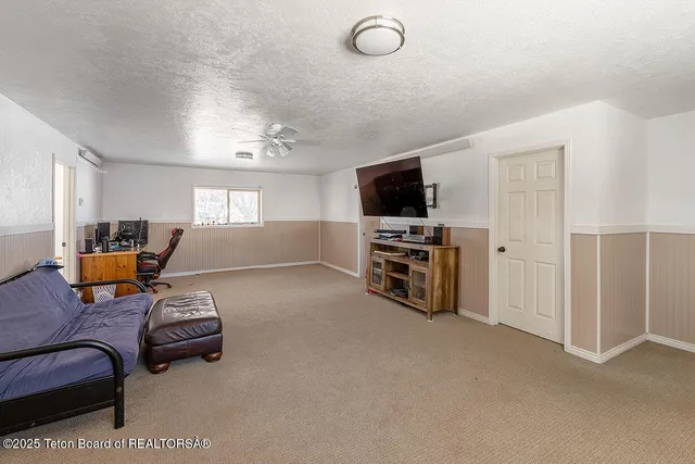 $515,000 | 91008 Highway 89, Grover, WY 83122