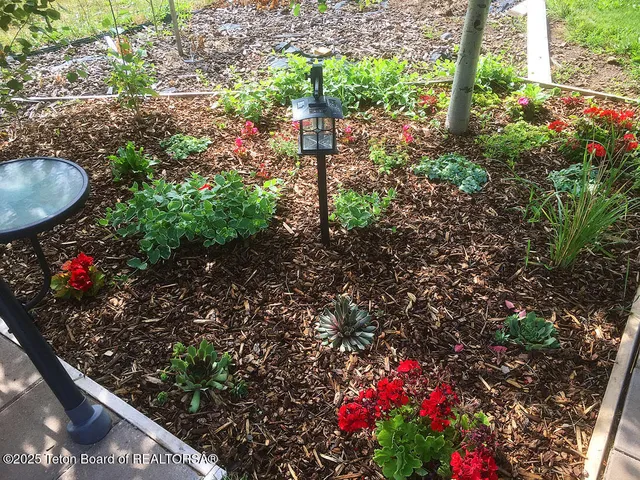 $515,000 | 91008 Highway 89, Grover, WY 83122