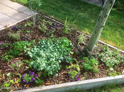 $515,000 | 91008 Highway 89, Grover, WY 83122