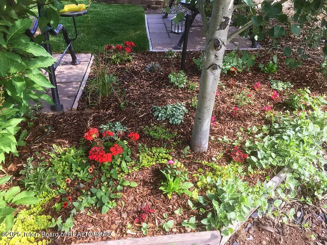 $515,000 | 91008 Highway 89, Grover, WY 83122