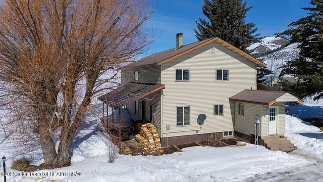 $515,000 | 91008 Highway 89, Grover, WY 83122