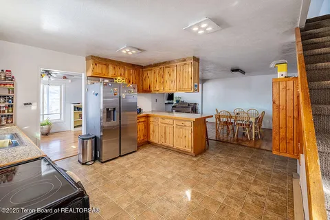 $515,000 | 91008 Highway 89, Grover, WY 83122