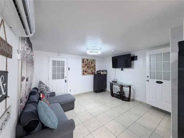 $490,000 | 1508 West Knollwood Street, Tampa, FL 33604