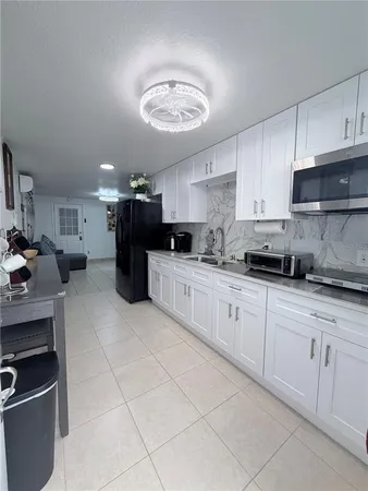 $490,000 | 1508 West Knollwood Street, Tampa, FL 33604