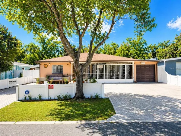$490,000 | 1508 West Knollwood Street, Tampa, FL 33604