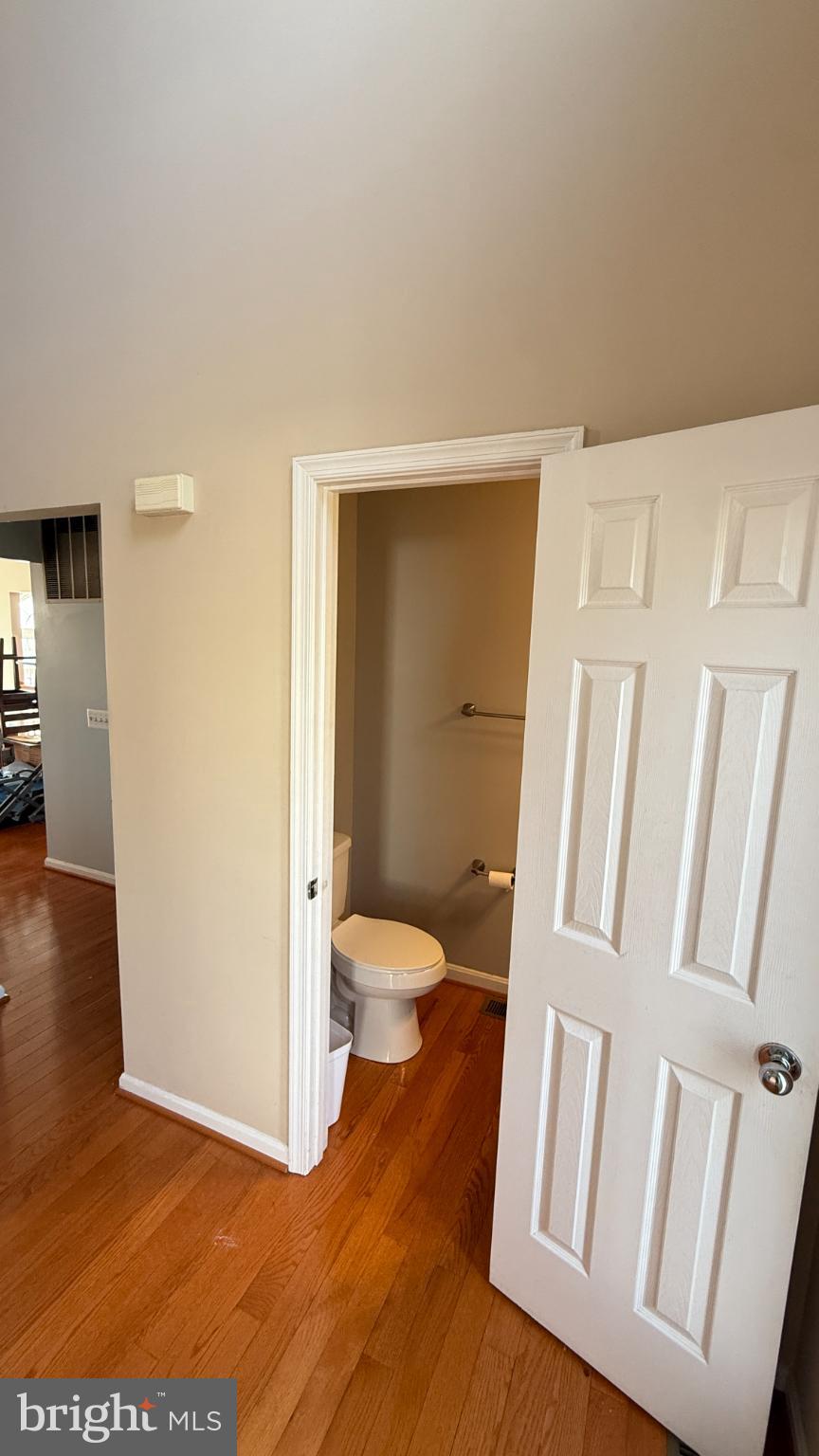 11 Hunters Forge Court Owings Mills, MD 21117 - Photo 12 of 139 Charming entry to a cozy bathroom nook.