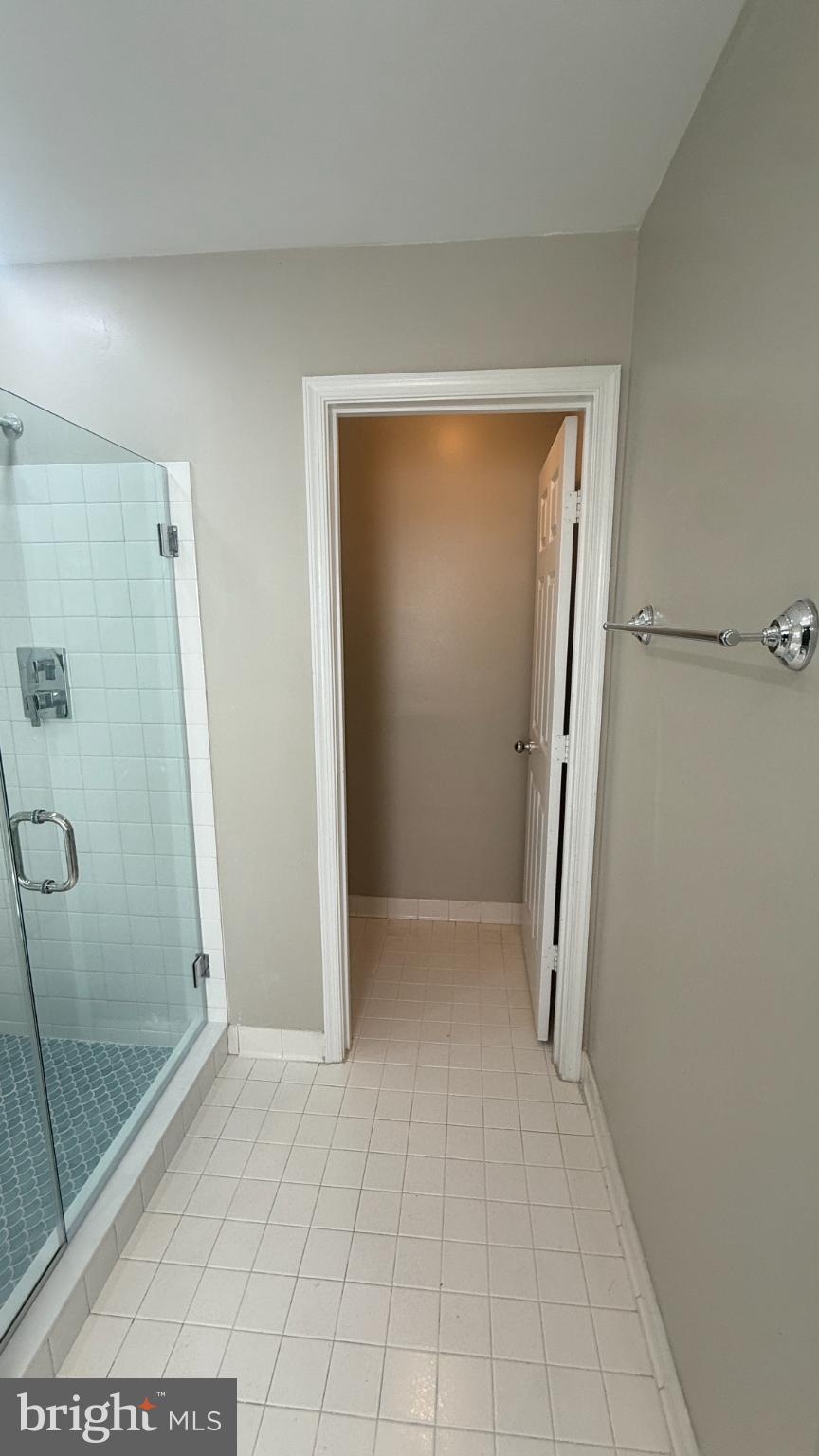 11 Hunters Forge Court Owings Mills, MD 21117 - Photo 81 of 139 Modern bathroom with sleek glass shower.