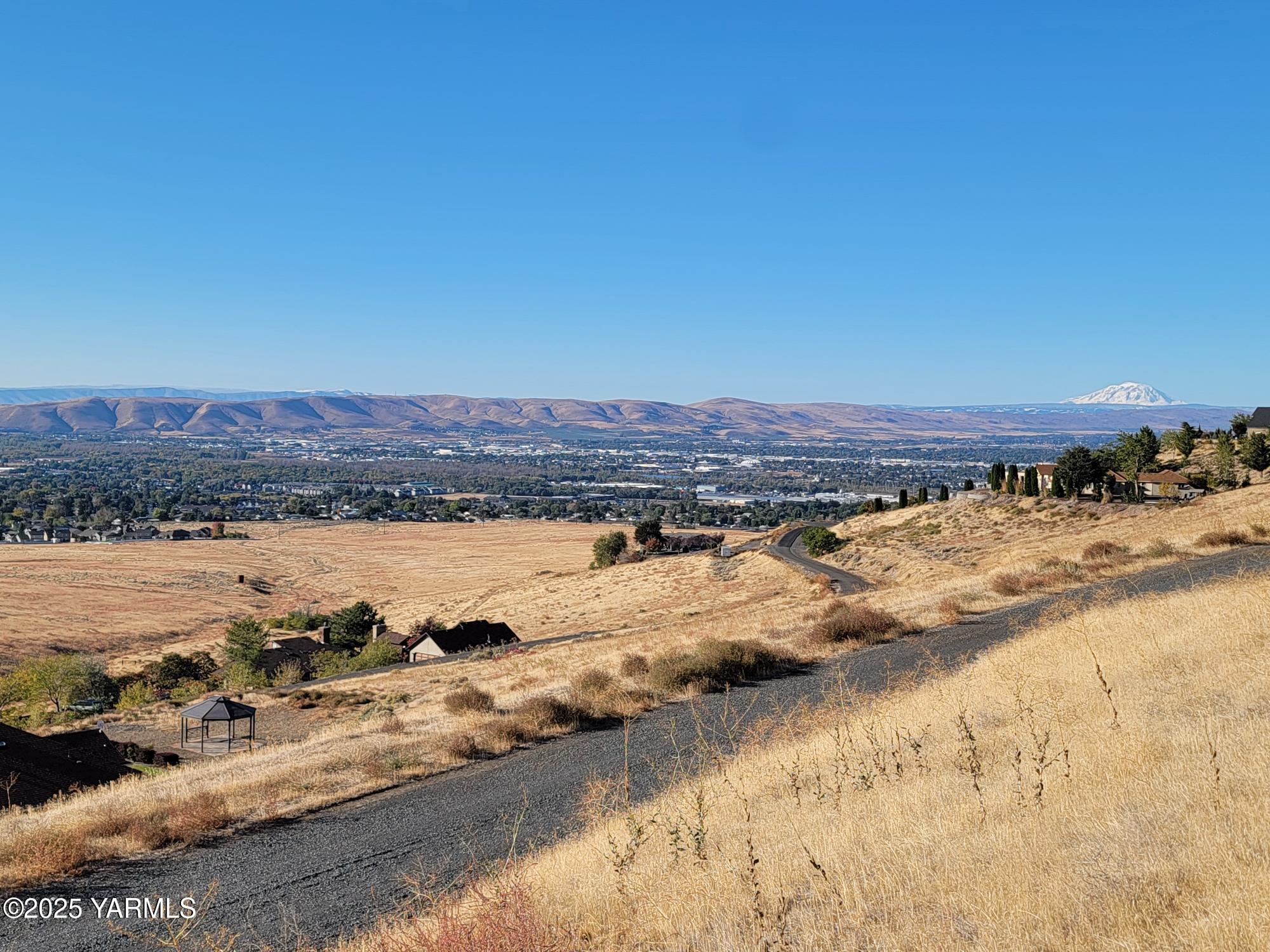Nka Coyote Springs Road Yakima, WA 98901 - Photo 3 of 4 a view of an ocean and beach
