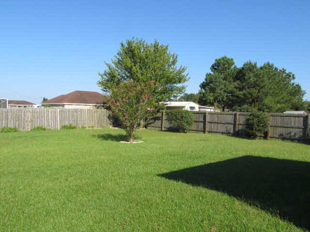 8847 Caitlin Street Foley, AL 36535 - Photo 38 of 43 Back Yard