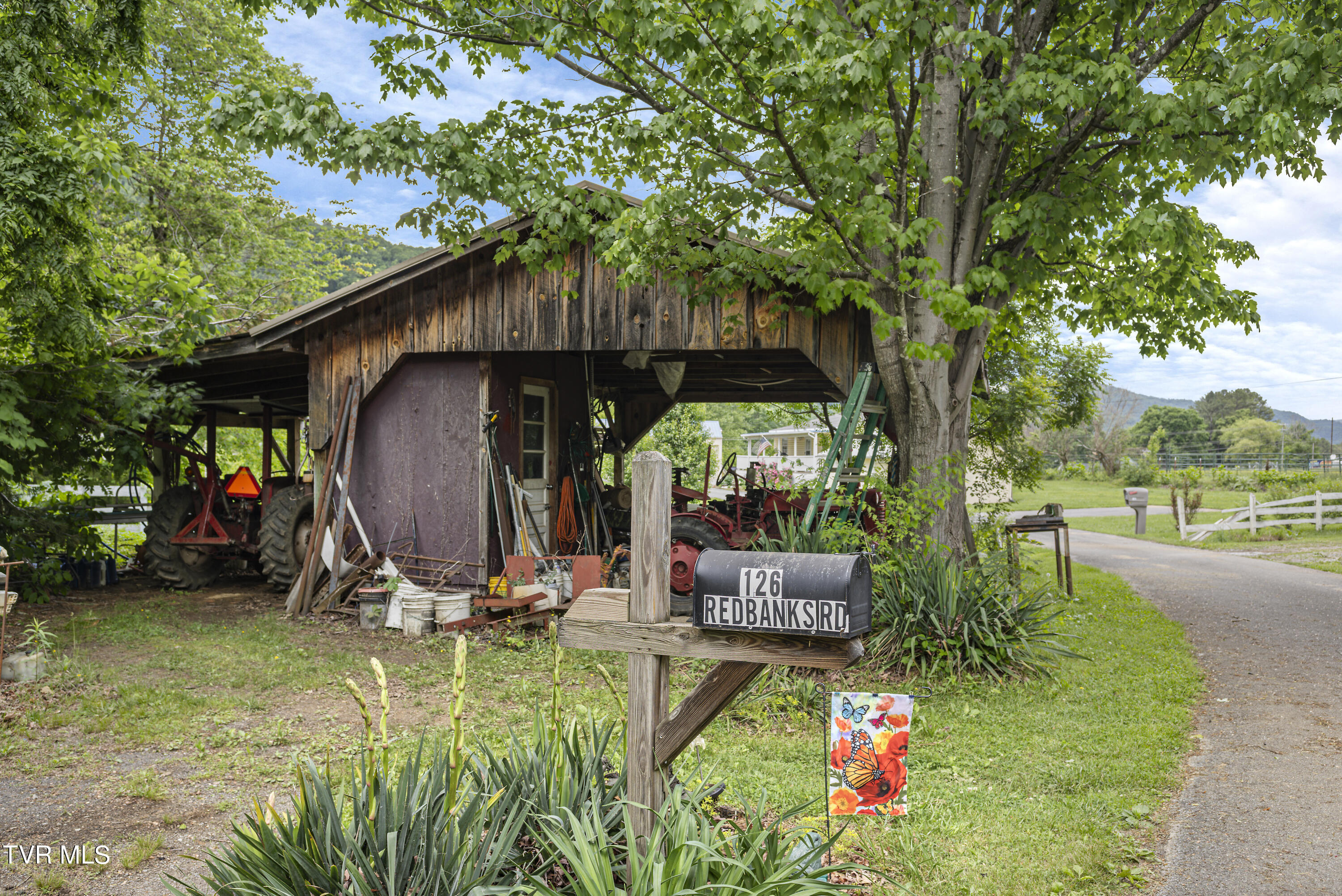 126 Red Bank Road Erwin, TN 37650 - Photo 13 of 14 cozy7