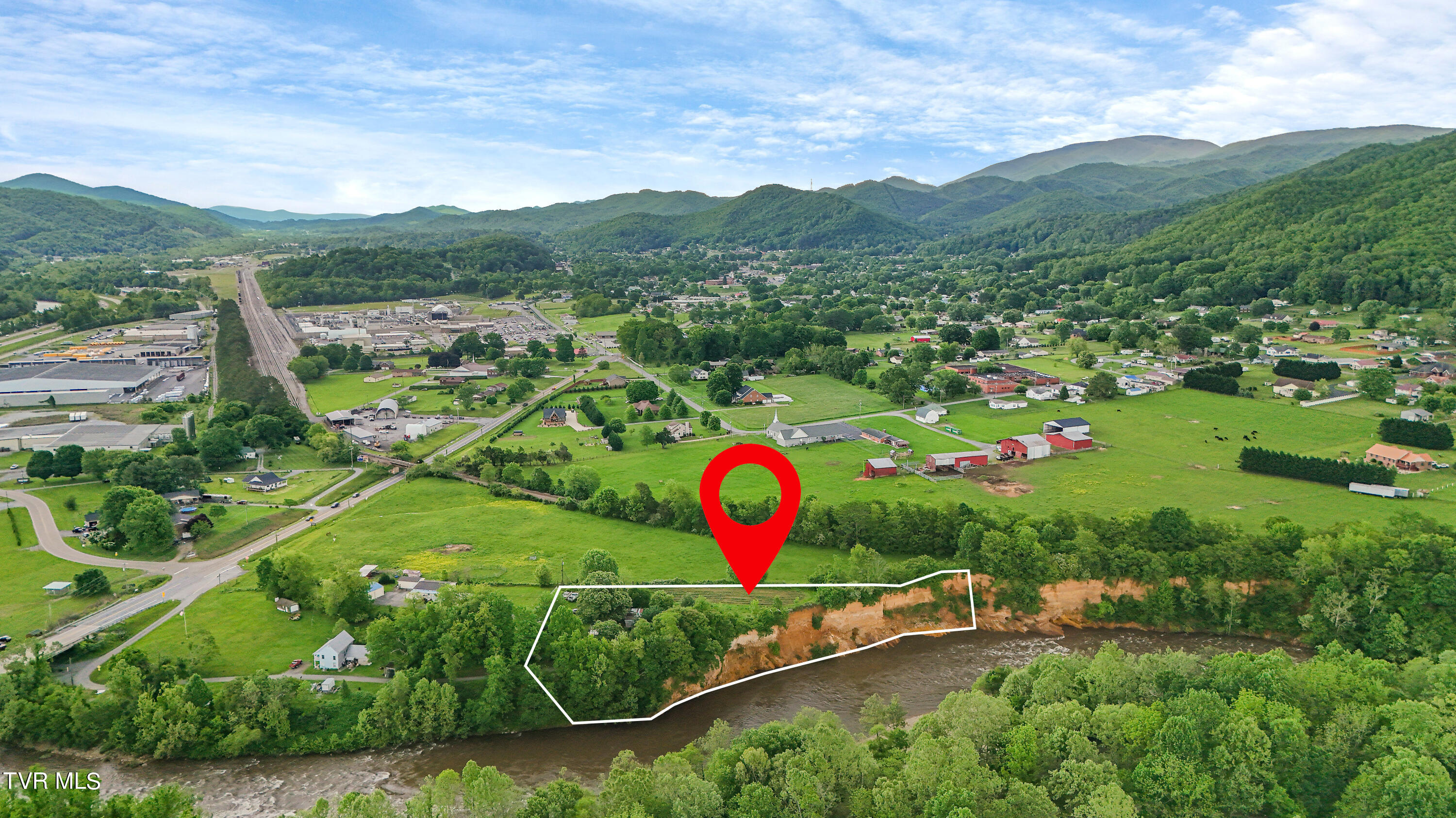 126 Red Bank Road Erwin, TN 37650 - Photo 8 of 14 river9