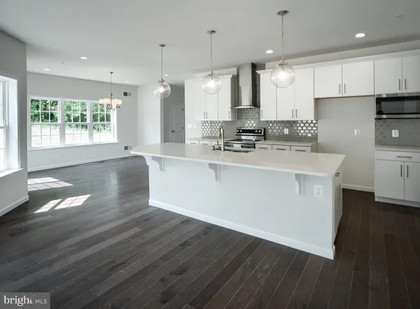 $863,307 | 8001 American, Unit SEBASTIAN, Breinigsville, PA 18031